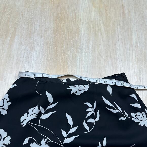 Kathy Ireland Black White Floral Print Midi Pencil Skirt Classic Office Career 8 - Picture 5 of 10